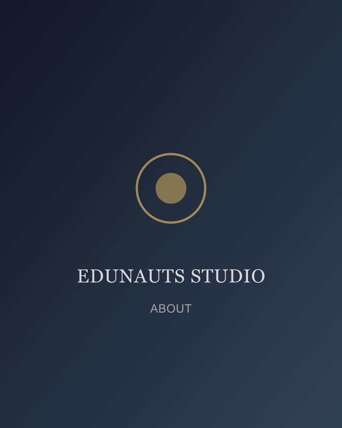 Nhiếp ảnh gia Edunauts Studio kiểm tra ánh sáng trước buổi chụp